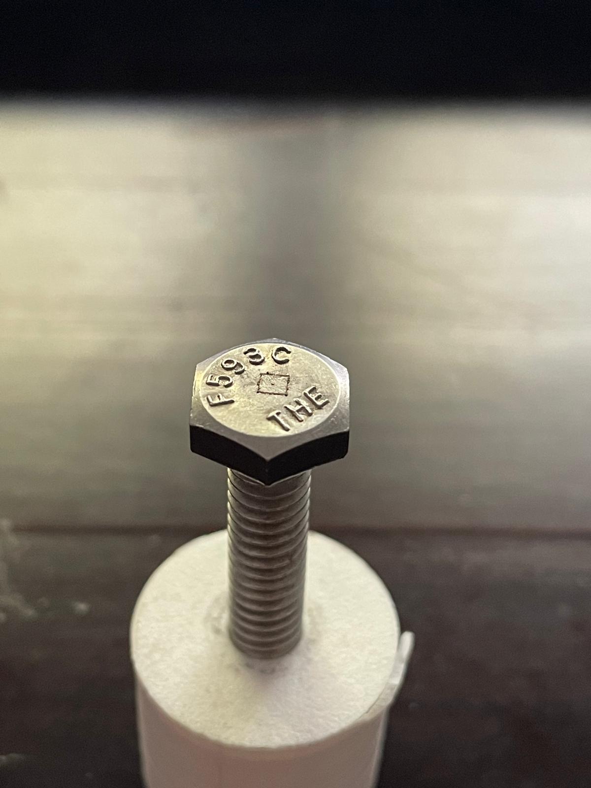 Finished metal bolt component produced using SlurryAM technology